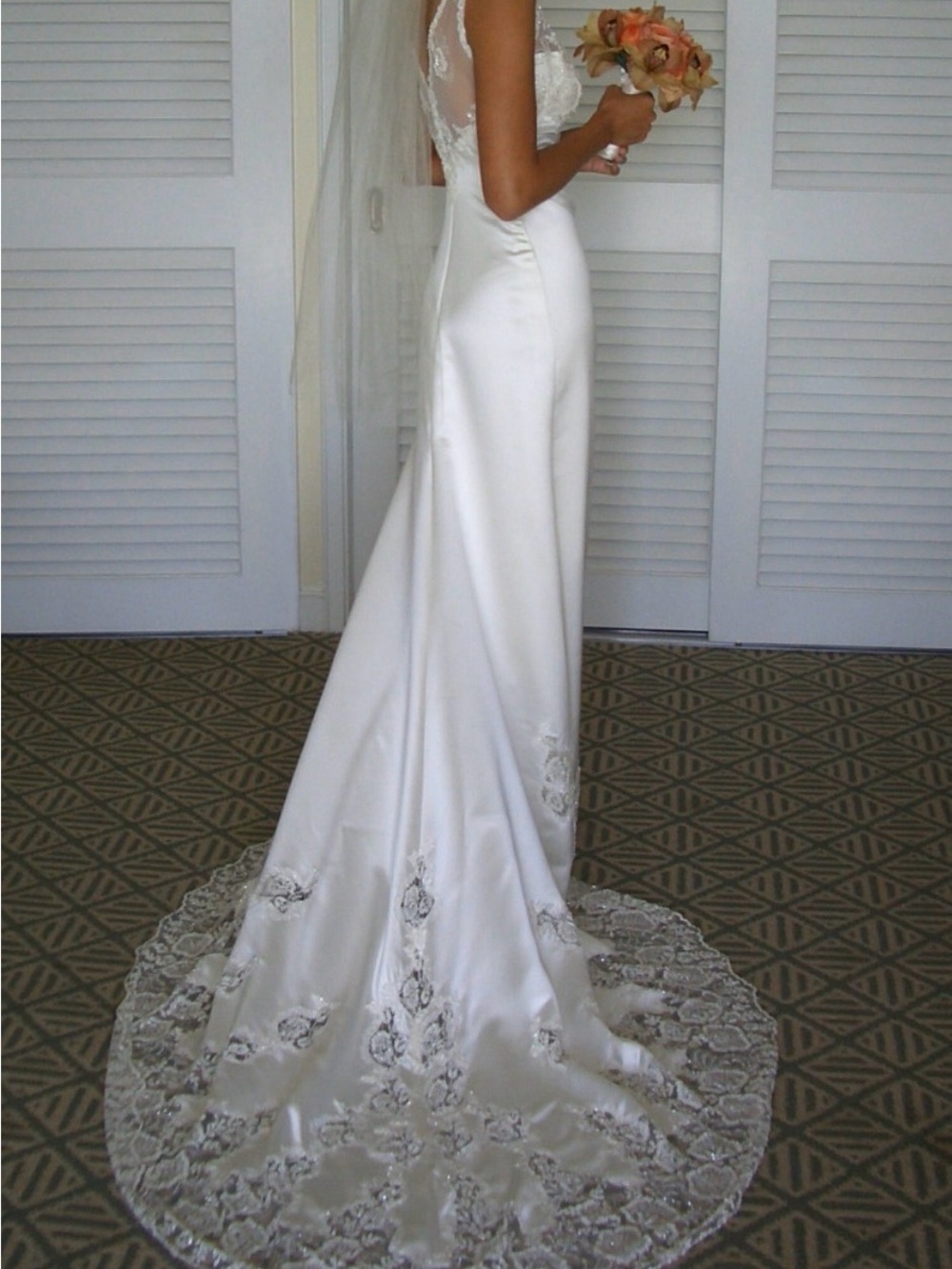 Pronovias Pure Silk Satin Ivory Wedding Bridal Gown with Sheer Lace EUC